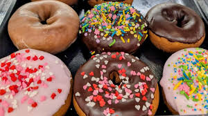 List of National Donut Day 2026 freebies and deals on June 5
