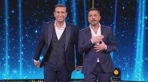 Pio e Amedeo - Stanno tutti invitati: Belen e le frecciatine a Stefano De Martino