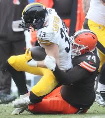 Browns have re-signed guard Teven Jenkins