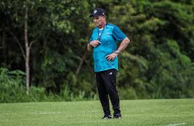"Conseguimos conhecer melhor o grupo", destaca Paulo Roberto Santos sobre semana de treinos