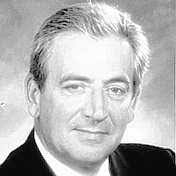 Dr Ralph A. Casciaro, born on Sept. 25, 1930 in Chicago, IL to Dora and ... - 511980_20070406142121_000%2BDN1Photo.IMG
