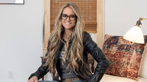Rehab Addict's Nicole Curtis: Shocking Setback & Triumphant Return! - Imagen ilustrativa del artículo