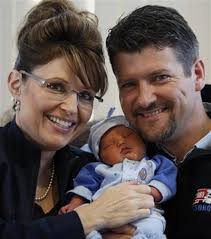 Sarah Palin, Todd Palin, and Trig Palin - sarah-louise-heath-palin-1090