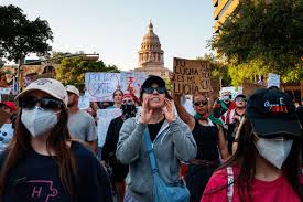 Texas National Guard Deployed Amid Immigration Protest Concerns - Imagen principal del artículo