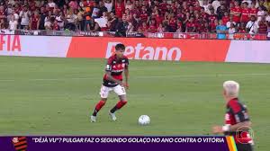 ''Déjà vu?'' Pulgar faz o segundo golaço no ano contra o Vitória