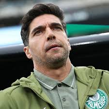 Palmeiras x Al Ahly: Escalação Confirmada com Veiga e Facundo Torres! - Imagen ilustrativa del artículo