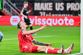 FC Twente beats FC Thun in Conference League opener after red card