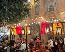 Lucky 88 restaurant exterior
