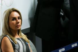 Esposa de Moraes enviou minuta de contrato a Daniel Vorcaro, aponta PF