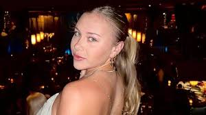 Meet Wimbledon finalist and the world No 1’s conqueror: Russian-American Amanda Anisimova lost her father in 2017, but her love for painting and close friends like Emma Raducanu have supercharged her resurgence