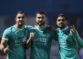 پیکان زیرپای دقیقی، ناگهان بنز شد!