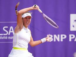 Magdalena Frech tennis match
