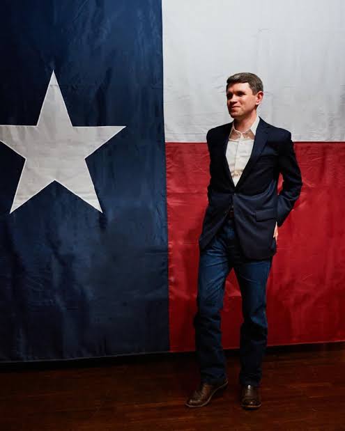 James Talarico takes the stage at CNN's town hall ?