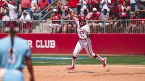 Guachino One Hits Kansas, Sooners Reach Regional Final