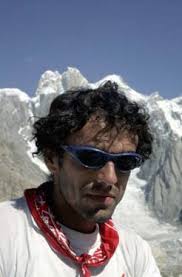 Update: Carlos Pauner, along with probably Mario Merelli, Christian Kuntner and others plans Kangchenjunga 2003 South face. - pauner4