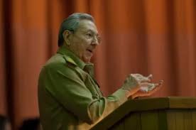 Por que os EUA querem processar o ex-presidente cubano Raúl Castro?