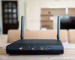 Komponen Utama Wireless Router: