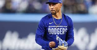 Dodgers being cautious with Mookie Betts’ return from oblique injury