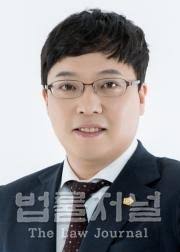 이관수 노무사의 알기 쉬운 노동법-해외 출입국과 실업급여 부정수급