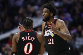 Instant observations: LeBron James’ late-game shotmaking leads Lakers past Sixers