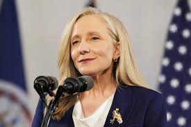 Virginia Gov. Spanberger to sign order on dealing with federal agents at polling places