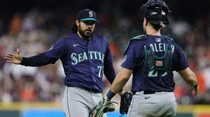 Andrés Muñoz: Is He the Best Reliever in Baseball in 2025?