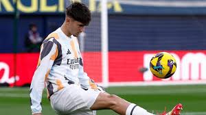 Víctor Valdepeñas, una de las sensaciones de La Fábrica del Real Madrid y que hace su debut como titular en Mendizorroza