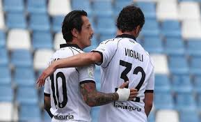 ¡Fútbol EN VIVO HOY! Dónde ver a Lapadula y los partidazos del día - Imagen principal del artículo