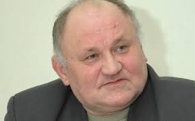 Primarul orasului Cavnic, Alexandru Dragos, l-a criticat pe viceprimarul Vladimir Petrut pentru modul cum acesta isi desfasoara activitatea din postura pe ... - alexandru-dragos-primar-cavnic-glasul