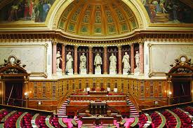 Sécu en Crise! Réforme Retraites Suspendue? Ce Que le Sénat Va Changer!