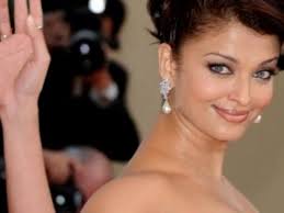 Résultat de recherche d'images pour "PHOTO ACTRICE INDIENNE"