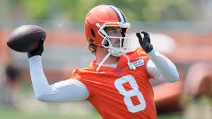 Browns WR Diontae Johnson Believes Kenny Pickett Will Emerge as Starting QB