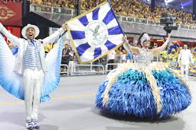 Conjunto Musical E Casal Se Destacam No Desfile Da Nenê De Vila Matilde