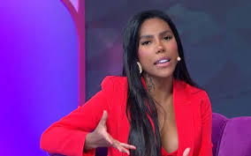 Após criticar Eliana, Carol Lekker não dá as caras no Fofocalizando; saiba motivo