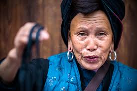 Cool Street Photography Pictures by Jonathan Paulson | Fine Art Photography, Travel Photography, Learn Photography - Face-of-an-Ancient-Yao-Woman-web-900-n-72
