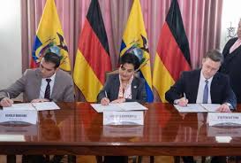 Ecuador y Alemania firman acuerdo para facilitar empleo formal de ecuatorianos en el exterior