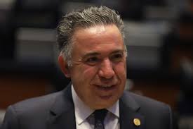 Enrique Inzunza no pedirá licencia al Senado por acusaciones de EU: 