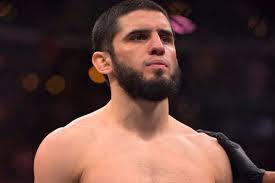 Undefeated UFC Title Contender in Islam Makhachev’s Division Crushes Return Hopes After Being Spotted With Crutches