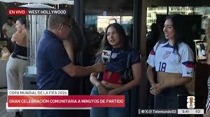 Fanáticos esperan la victoria de EEUU en su primer partido del Mundial
