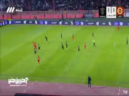 حسین زاده موقعیت تک به تک مقابل دروازه پرسپولیس را از دست داد