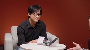 'I think it’s important that we pushed the industry': Samsung executive on why now is the right time for the Galaxy Z Fold 8, and why Samsung would welcome a foldable Apple iPhone