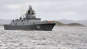 Russische Fregatte feuert Signalraketen auf dänischen Hubschrauber — BILD