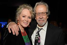 Jean Smart Finds Love Again After Loss, Bonnie Tyler Hospitalized, and More Celebrity News