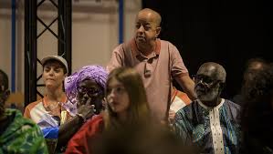 “Le Nounou”, sur TF1 : une comédie sympathique avec Booder, mais trop formatée