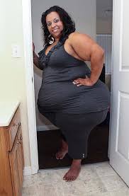 Image result for mwanamke mwenye makalio makubwa duniani