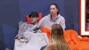 Barraco Explosivo! Briga FEIA em A Fazenda 17 Choca a Web!