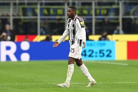 Liverpool e Manchester United estão considerando contratar Pierre Kalulu, da Juventus