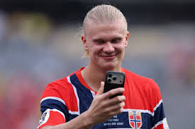 #Hashtag: Haaland supera Vozinha como jogador que mais ganhou seguidores na Copa
