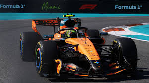 Miami Grand Prix: Lando Norris on pole for sprint race ahead of Kimi Antonelli