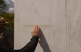 फ्लाइट 93 के पीड़ित की संतान की यादें: 9/11 के बाद अमेरिका में दिखी एकता का विश्लेषण